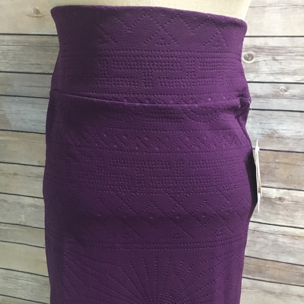 LuLaRoe Cassie skirt